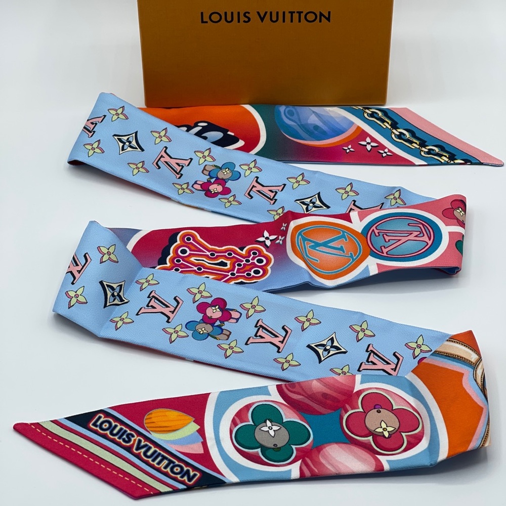 Louis Vuitton Astro Gemini BB Bandeau Twilly Scarf ♊️ - Picture 8 of 16